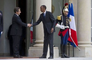 sarkozy-shakes-hands-with-kagame