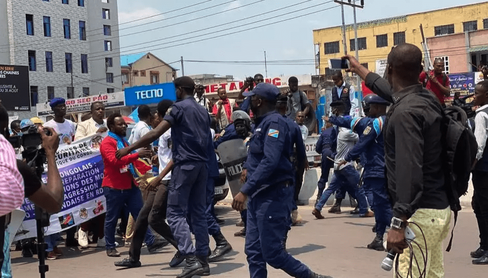 DRC: protests to demand the expulsion of the Rwandan ambassador Vincent Karega continue