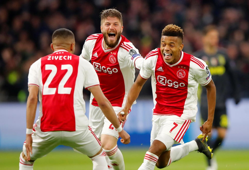 Ajax Players & Neres vibing to Burna Boy's On The Low. The song is certified Gold in The Netherlands